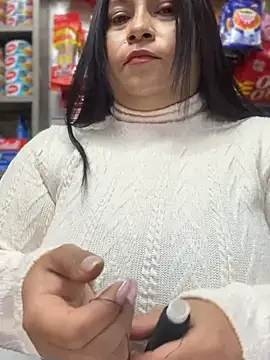 Miia Jazmin online show from 10, 2, 2025