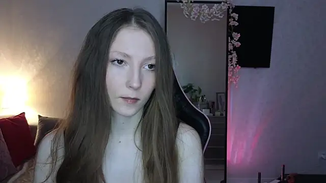 Sweeet Lilit online show from 18, 3, 2025