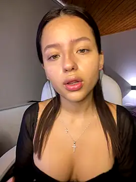 Sofia18 pinkk online show from 24, 11, 2025