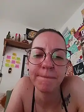 Snapshot of ana_liebert chatting on 8, 11, 2025 ana liebert online show from 8, 11, 2025