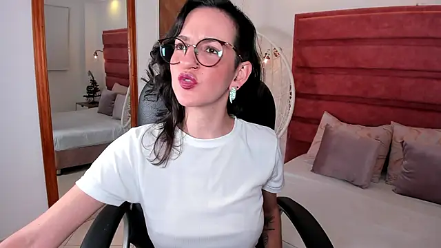 Snapshot of ana_liebert chatting on 27, 11, 2025 ana liebert online show from 27, 11, 2025