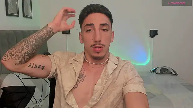 dylanspencer28 online show from 24, 1, 2025