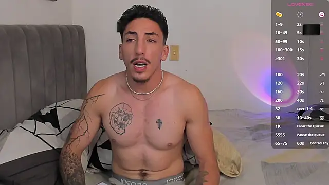 dylanspencer28 online show from 17, 2, 2025