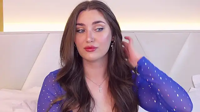 Snapshot of KiraBarlows chatting on 18, 2, 2025 KiraBarlows online show from 18, 2, 2025