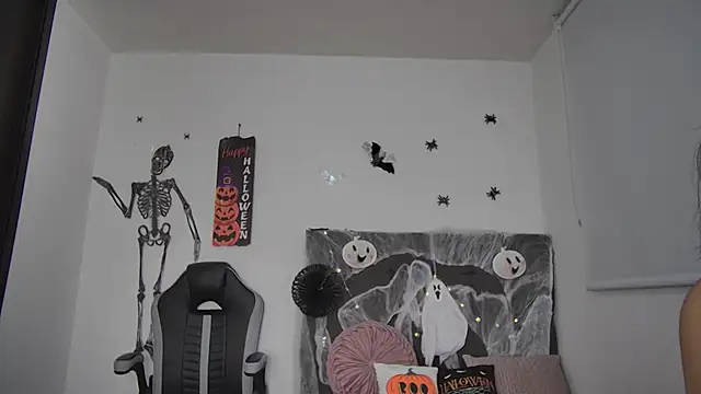 AmandaBrooks 18 online show from 16, 10, 2025