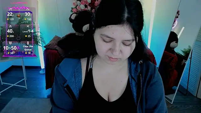 Snapshot of DiaAngell chatting on 13, 6, 2026 DiaAngell online show from 13, 6, 2026