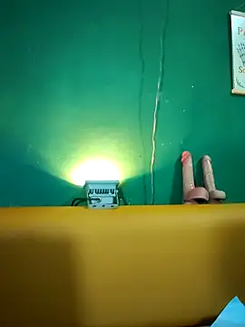 Snapshot of ilonna2025 chatting on 13, 11, 2025 ilonna2025 online show from 13, 11, 2025