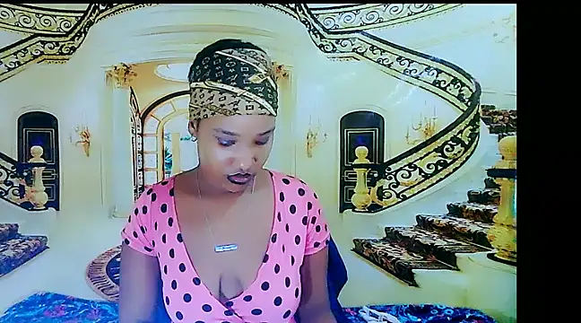 Snapshot of EroticSexyPrada chatting on 1, 2, 2025 EroticSexyPrada online show from 1, 2, 2025