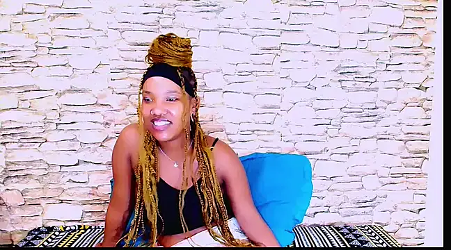 Snapshot of EroticSexyPrada chatting on 27, 2, 2025 EroticSexyPrada online show from 27, 2, 2025