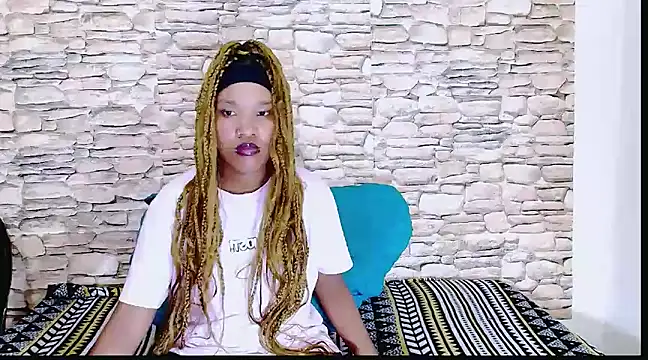 Snapshot of EroticSexyPrada chatting on 3, 3, 2025 EroticSexyPrada online show from 3, 3, 2025