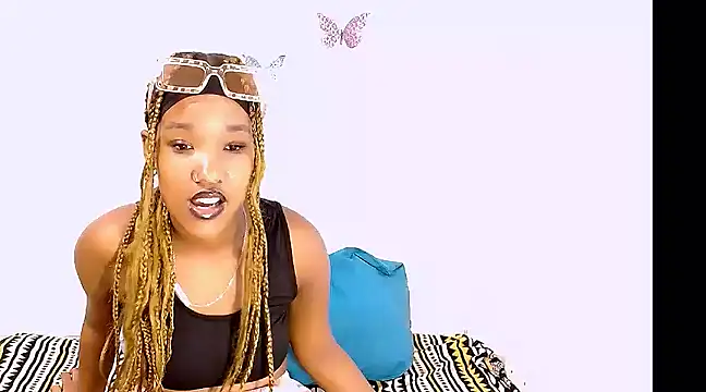 Snapshot of EroticSexyPrada chatting on 10, 3, 2025 EroticSexyPrada online show from 10, 3, 2025