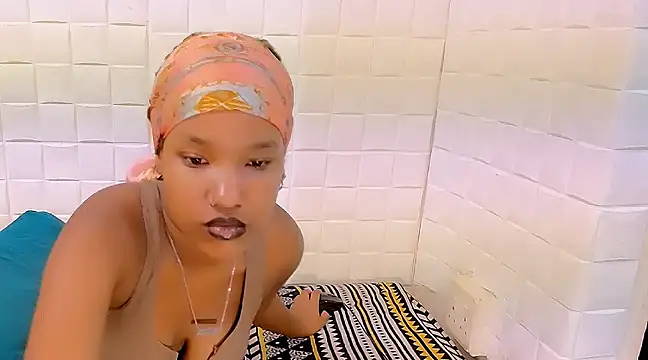 Snapshot of EroticSexyPrada chatting on 14, 3, 2025 EroticSexyPrada online show from 14, 3, 2025