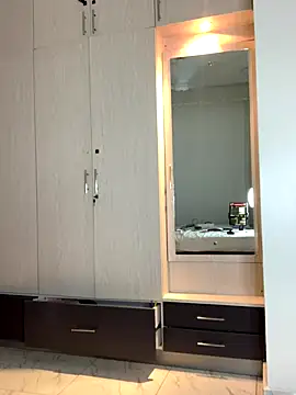 madell online show from 7, 11, 2025