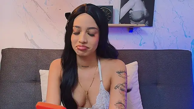 Snapshot of Paulina_Lopezz chatting on 17, 6, 2026 Paulina Lopezz online show from 17, 6, 2026