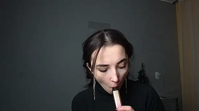 Snapshot of Eva_Gloryy chatting on 17, 2, 2025 Eva Gloryy online show from 17, 2, 2025