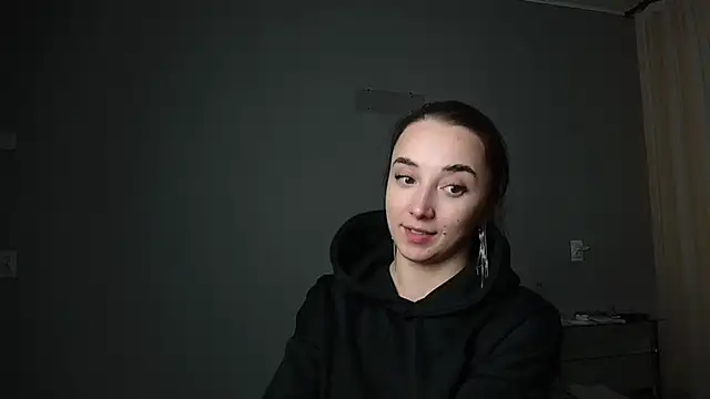 Snapshot of Eva_Gloryy chatting on 18, 3, 2025 Eva Gloryy online show from 18, 3, 2025