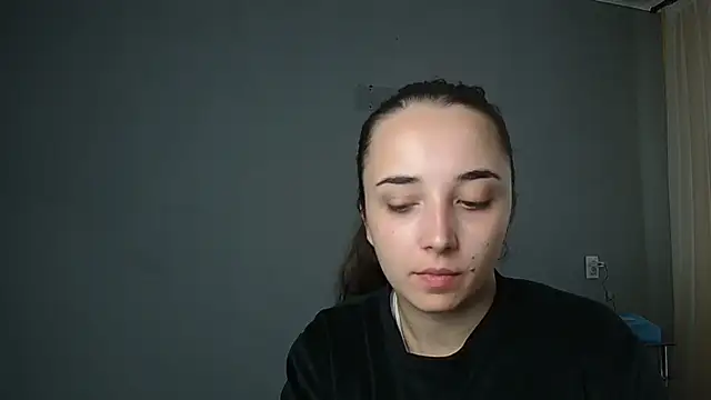 Snapshot of Eva_Gloryy chatting on 19, 9, 2025 Eva Gloryy online show from 19, 9, 2025