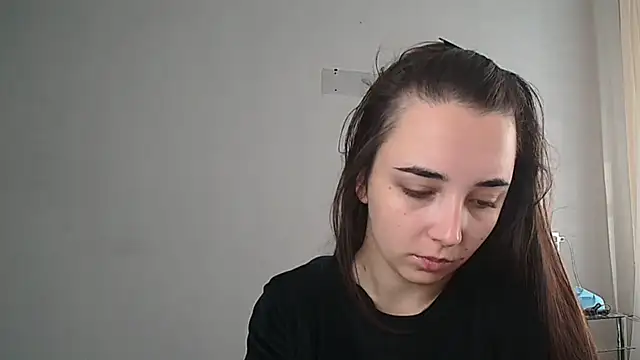 Snapshot of Eva_Gloryy chatting on 3, 11, 2025 Eva Gloryy online show from 3, 11, 2025