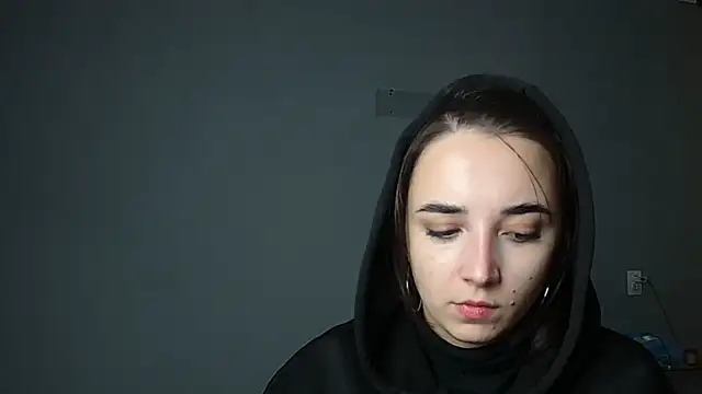 Snapshot of Eva_Gloryy chatting on 19, 11, 2025 Eva Gloryy online show from 19, 11, 2025