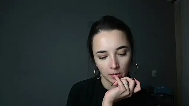 Snapshot of Eva_Gloryy chatting on 26, 11, 2025 Eva Gloryy online show from 26, 11, 2025