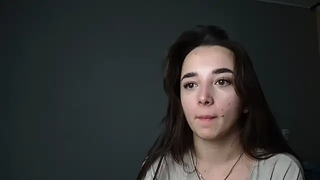 Snapshot of Eva_Gloryy chatting on 15, 12, 2025 Eva Gloryy online show from 15, 12, 2025