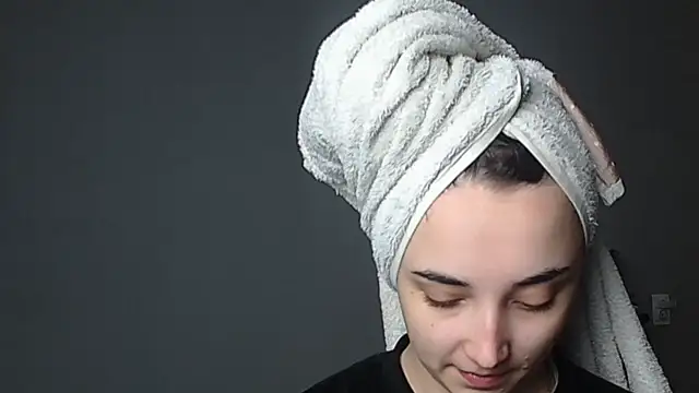 Snapshot of Eva_Gloryy chatting on 11, 1, 2026 Eva Gloryy online show from 11, 1, 2026