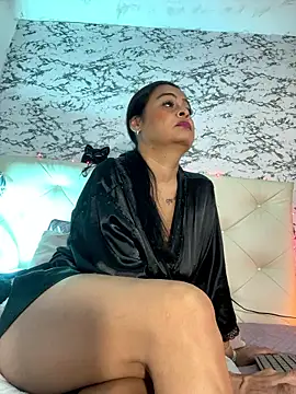 Lili  taylor online show from 15, 1, 2026