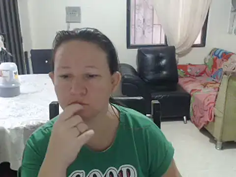 Yohis Kiut25 online show from 4, 2, 2025