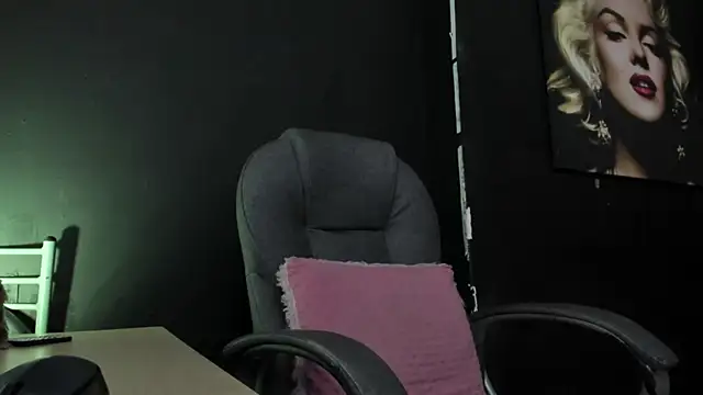 viktoria davis  online show from 16, 10, 2025