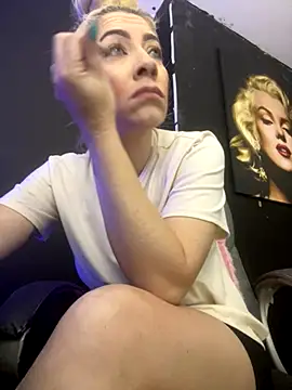 viktoria davis  online show from 31, 10, 2025