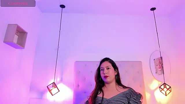 Snapshot of Michelle_Jaramillo chatting on 8, 2, 2025 Michelle Jaramillo online show from 8, 2, 2025