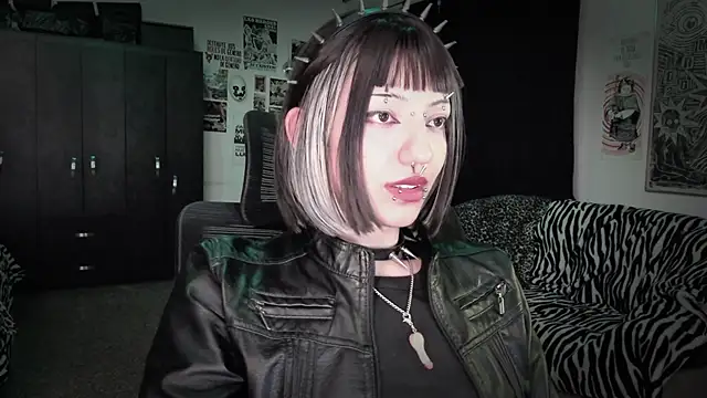 roxy toxic online show from 11, 6, 2026
