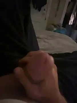 Snapshot of biggzee6 chatting on 26, 10, 2025 biggzee6 online show from 26, 10, 2025