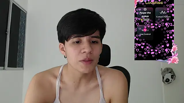 Snapshot of Dha_lia0 chatting on 24, 4, 2026 Dha lia0 online show from 24, 4, 2026