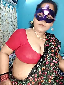 Snapshot of hevensex143 chatting on 13, 2, 2026 hevensex143 online show from 13, 2, 2026