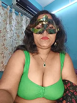 Snapshot of hevensex143 chatting on 22, 5, 2026 hevensex143 online show from 22, 5, 2026