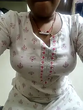 Tamil queen1 online show from 5, 1, 2026