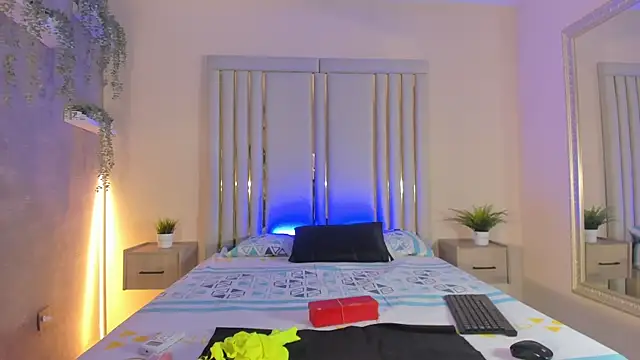 Liincostelloo online show from 13, 2, 2025