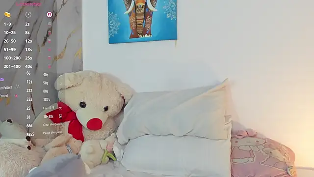Snapshot of cute_dani01 chatting on 12, 9, 2025 cute dani01 online show from 12, 9, 2025