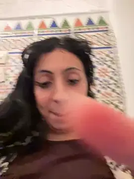 Snapshot of majdolin78 chatting on 26, 2, 2025 majdolin78 online show from 26, 2, 2025