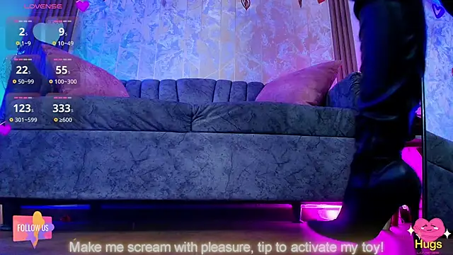 Aurora thomas  1 online show from 17, 2, 2025