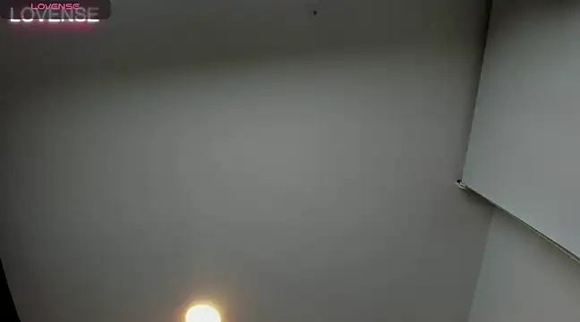 Snapshot of alicia_chris chatting on 12, 2, 2025 alicia chris online show from 12, 2, 2025