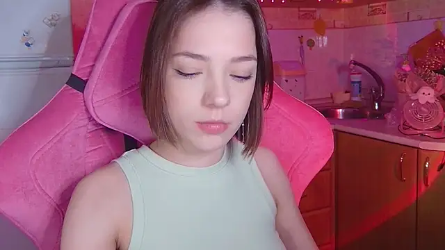 PamBeesly online show from 26, 4, 2026