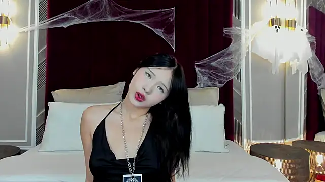 Snapshot of AnneCurtis chatting on 27, 10, 2025 AnneCurtis online show from 27, 10, 2025