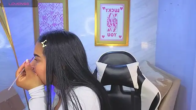 Paulette v online show from 19, 3, 2026