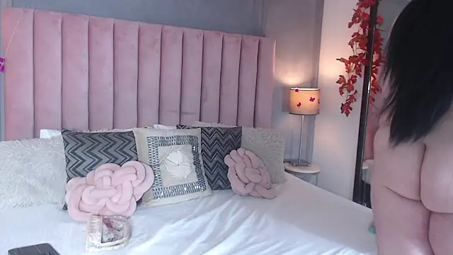 ScarlettDreamss7 online show from 23, 1, 2025