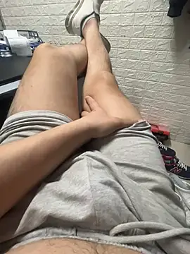 Snapshot of Greeneyes0820 chatting on 16, 2, 2025 Greeneyes0820 online show from 16, 2, 2025