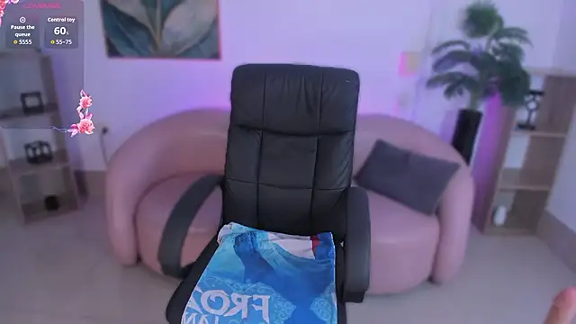 Ayha khalaf online show from 22, 2, 2026