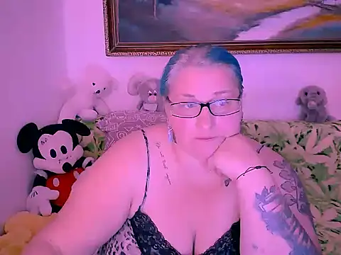 mayamayx online show from 31, 10, 2025