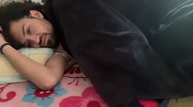 Snapshot of elviolagays91 chatting on 23, 1, 2025 elviolagays91 online show from 23, 1, 2025